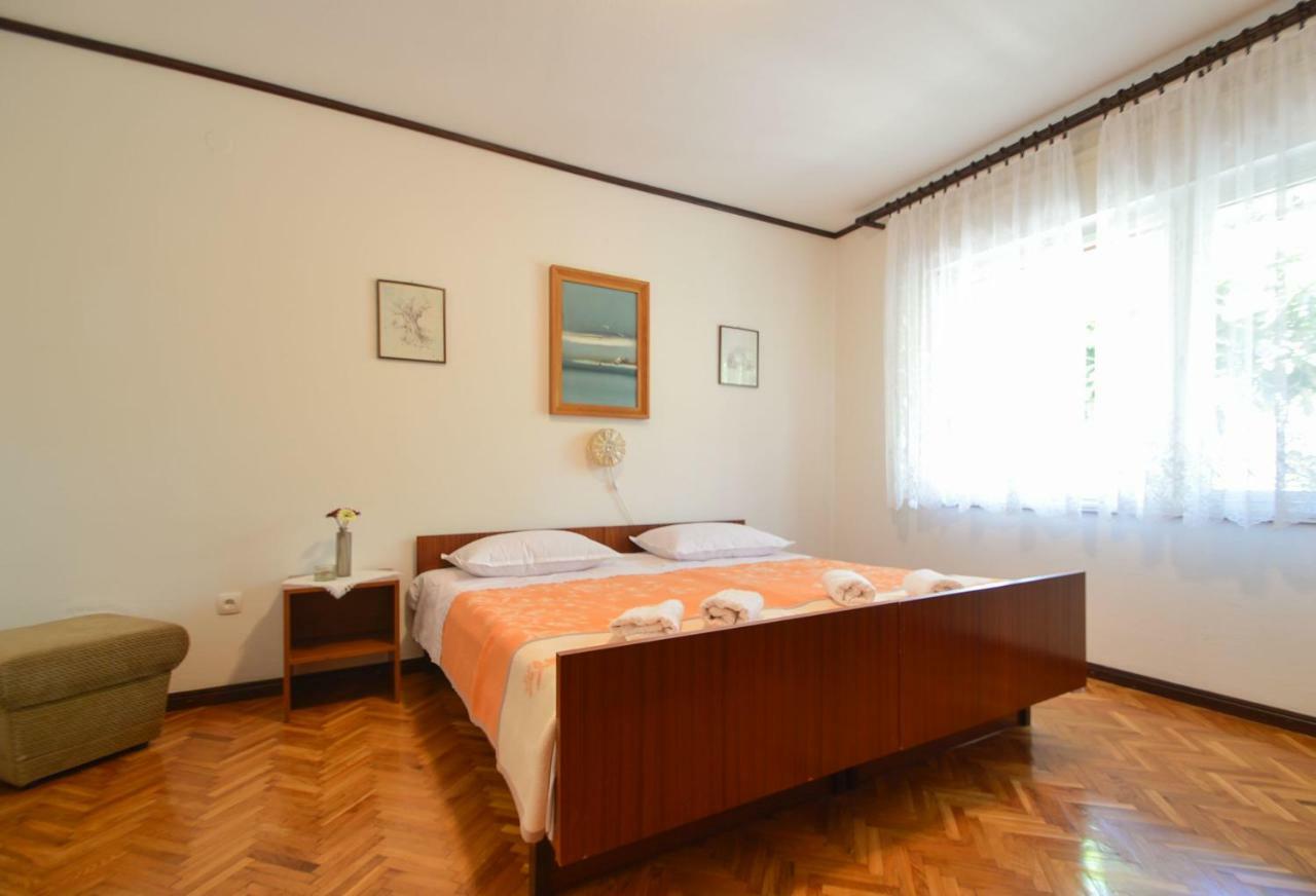 Apartments Rada Novi Vinodolski Exterior photo