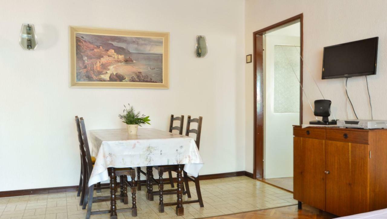 Apartments Rada Novi Vinodolski Exterior photo